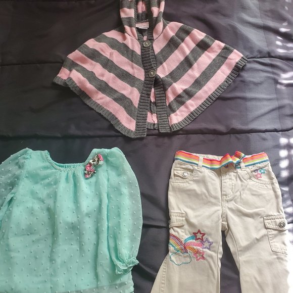 girl 18 mo 2 tops and pants